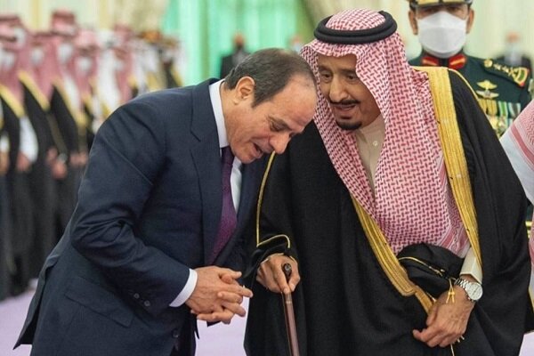سفر رئیس جمهور مصر به عربستان سفر رئیس جمهور مصر به عربستان