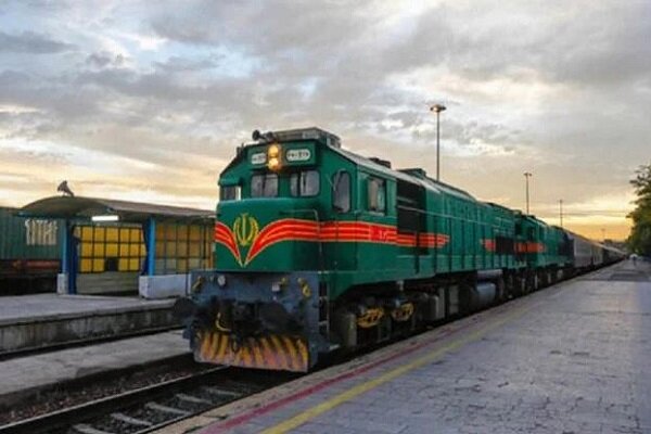 إيران وتركيا ستنقلان مليون طن من البضائع عبر السكك الحديدية
