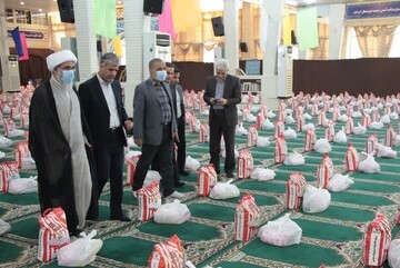 ۴۹ هزار بسته معیشتی و ۵۰۹ هزار پرس غذای گرم در بوشهر توزیع می‌شود