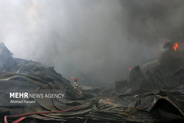 آتش‌سوزی در کارخانه الکترو استیل - مشهد