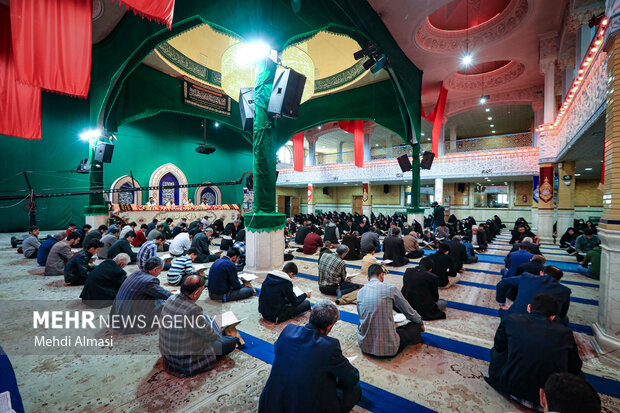 Mass reciting of holy Quran in Zanjan during Ramadan
