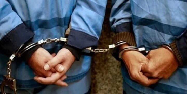 سارقان طلاجات حین خروج از استان بوشهر دستگیر شدند