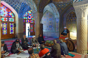 Nasir al-Molk Mosque hosting Quran reciters 