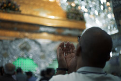 VIDEO: Night of Qadr observed in Karbala