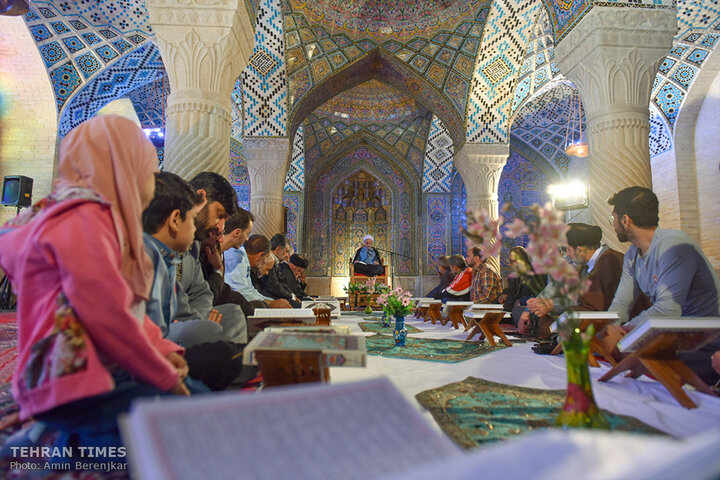 Nasir al-Molk Mosque hosting Quran reciters 