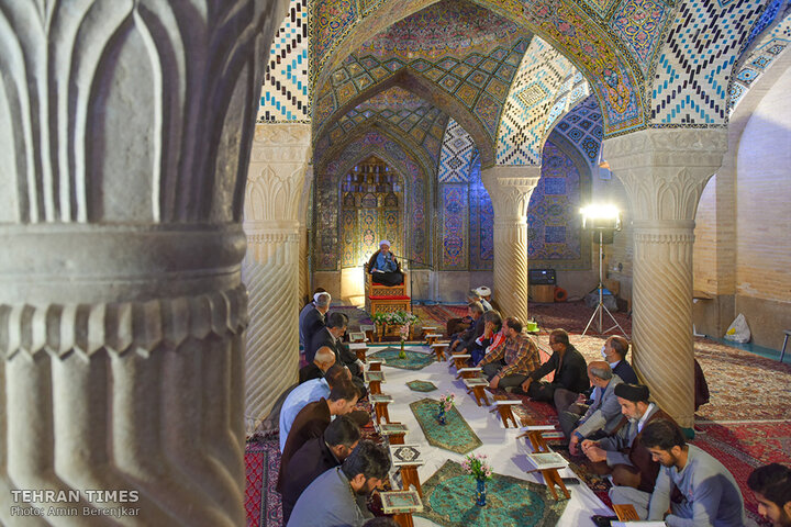 Nasir al-Molk Mosque hosting Quran reciters 