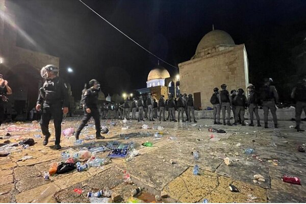 UN appalled by Israeli soldier beating Palestinians at AlAqsa