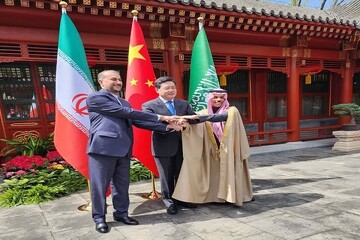 بیجنگ؛ ایران، سعودی عرب اور چین کے وزرائے خارجہ کی ملاقات