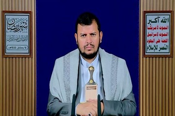 یمن پر پابندیوں اور محاصرہ ختم کرنے سے ہی سعودی عرب میں استحکام آسکتا ہے، عبدالملک الحوثی