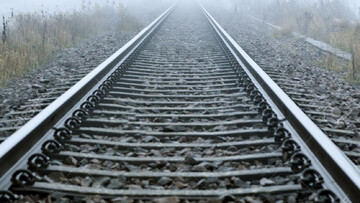 ارز آوری ۲۰ میلیارد دلاری راه‌آهن رشت- آستارا