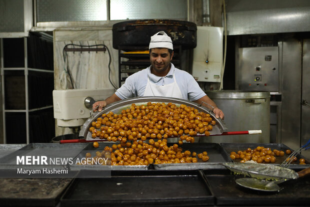 زولبیا و بامیه شیرینی مخصوص ماه رمضان