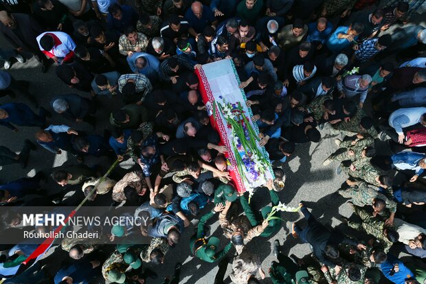 تشییع پیکر شهید مدافع حرم «مقداد مهقانی» در فاضل آباد