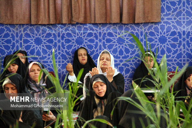تصاویر  دوازدهمین مراسم ترتیل خوانی نوای ملکوت در بوشهر