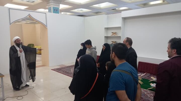 بازسازی جلسات قرآنی قدیمی در دهههای مختلف تاریخ در نمایشگاه قرآن