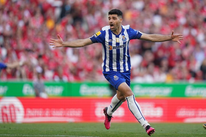 گلزنی طارمی در دیدار حیثیتی با بنفیکا / شادی گل جنجالی مهاجم ایران