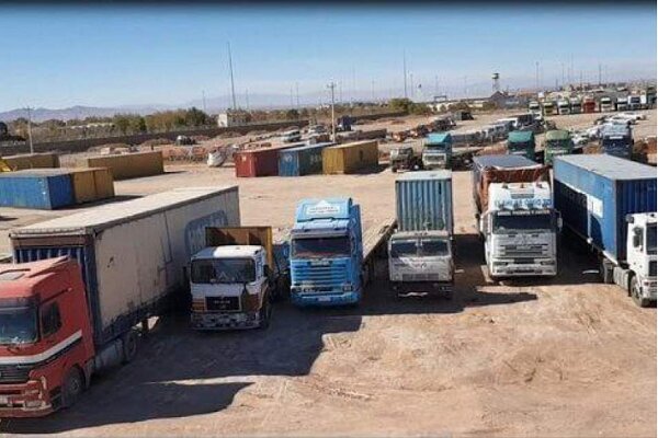 Trade via Khosravi Border Terminal tops $3.6 billion - Mehr News Agency