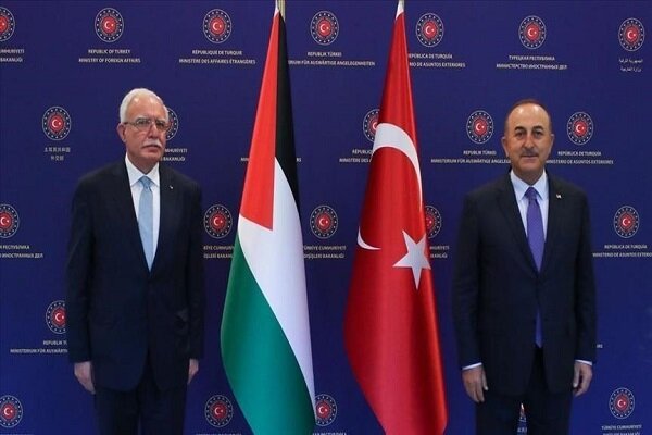 گفتگوی وزیران خارجه ترکیه و تشکیلات خودگردان درباره تحولات فلسطین
