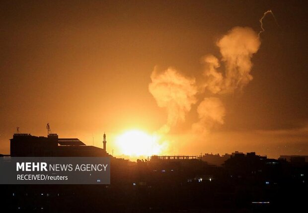 Siyonist Rejim'den Gazze'ye saldırı Siyonist Rejim'den Gazze'ye saldırı