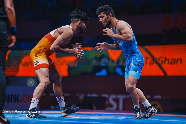 Atletas iranianos, vice-campeonato de luta livre greco-romano  asiático-2018, em Quirguistão. - Pars Today