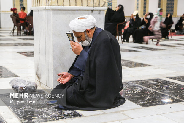 احیای شب نوزدهم ماه مبارک رمضان در امامزاده سیدعباس(ع) بجنورد