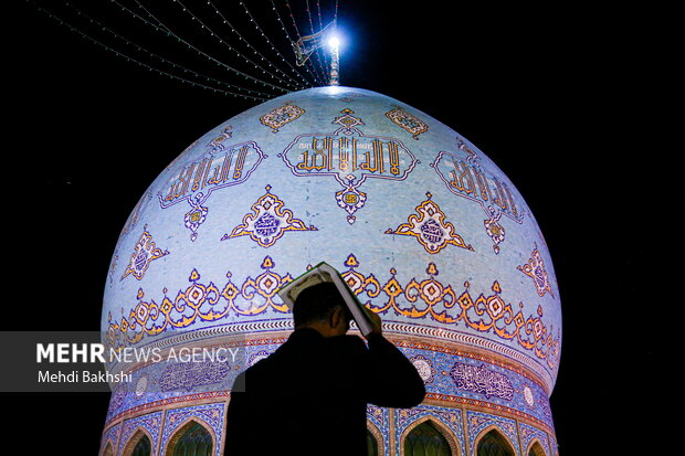 مسجد جمکران میں پہلی شب قدر میں شب بیداری
