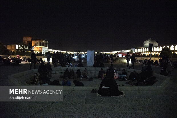 مراسم احیای شب نوزدهم - مسجد نقش جهان اصفهان