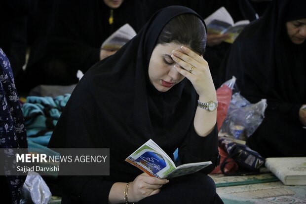 احیای شب نوزدهم رمضان در خرم آباد