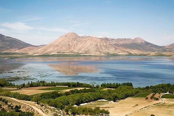 اختصاص سالانه 168 میلیون متر مکعب آب به تالاب های آذربایجان غربی