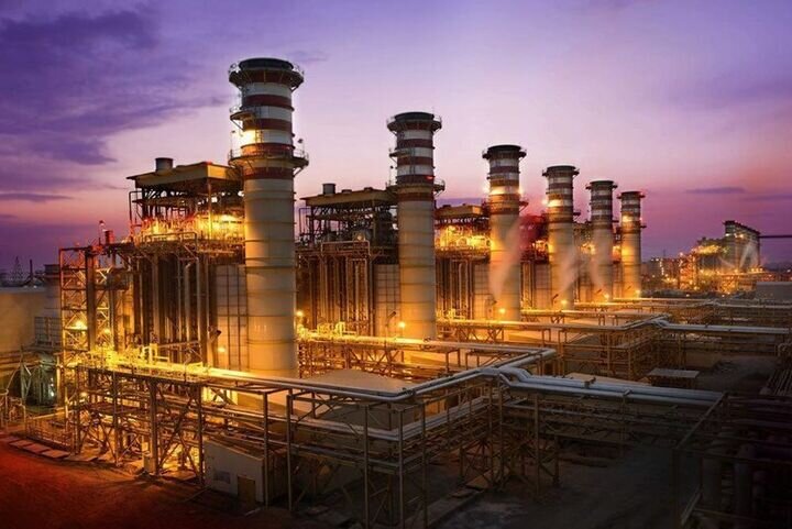 عملیات احداث ۵۶۰۰ مگاوات نیروگاه توسط صنایع اجرایی شد 