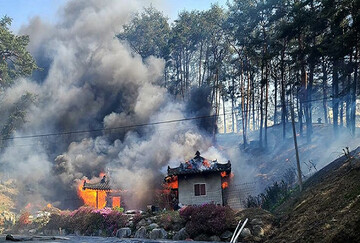 آتش سوزی در شهر ساحلی کره جنوبی