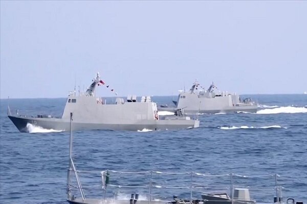 الدفاع التايوانية ترصد 26 طائرة و7 سفن صينية تحلق حول الجزيرة