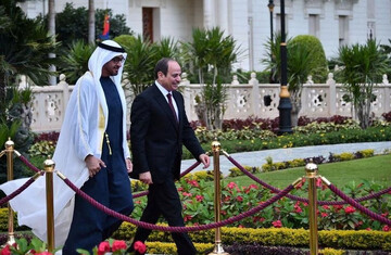 رئیس امارات متحده عربی وارد مصر شد