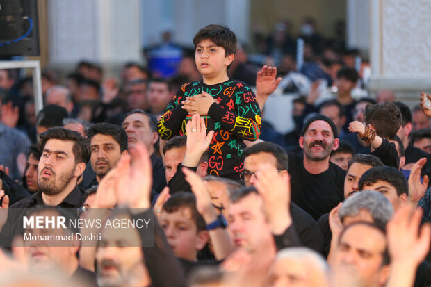 مراسم احیای شب ۲۱ رمضان در مصلی اردبیل
