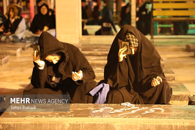 مراسم احیای شب 21 رمضان در گلزار شهدای کرمانشاه