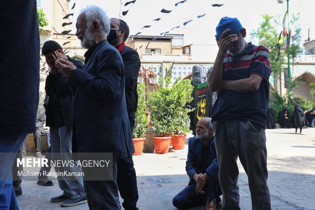 Mourning of Imam Ali martyrdom in Golshan Hammam Mosque