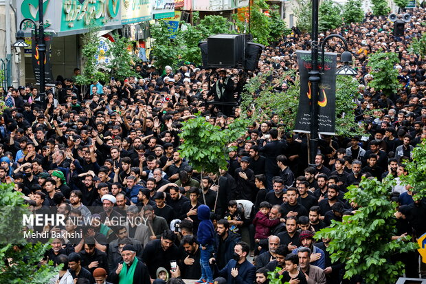 قم میں حضرت علی(ع) کی شہادت کے موقع پر ماتمی جلوس
