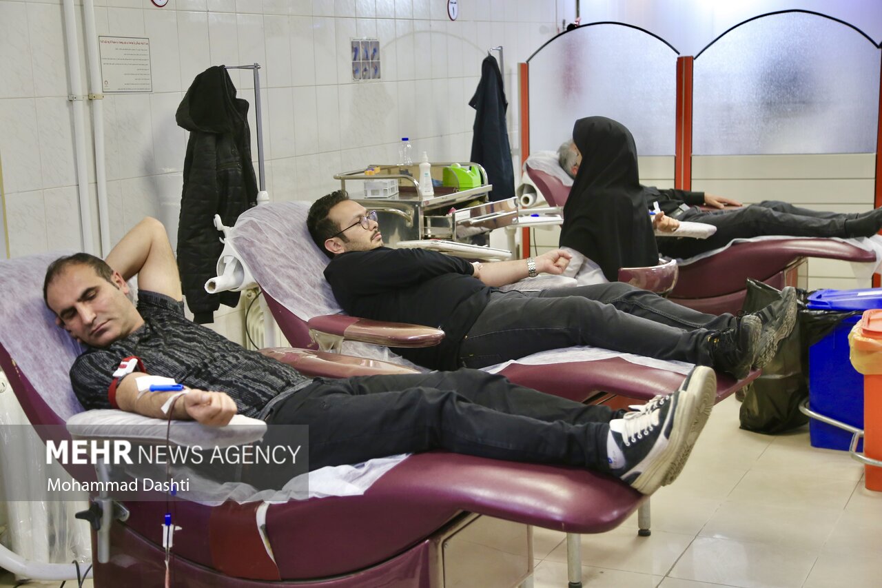 ۳ رونمایی در سازمان انتقال خون ایران