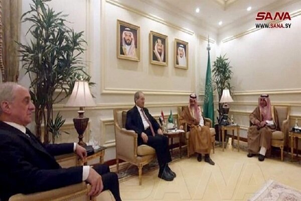 سورية والسعودية تعلنان استئناف الخدمات القنصلية والرحلات الجوية بين البلدين