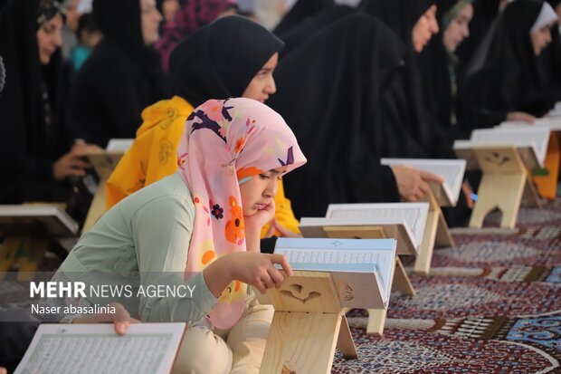 محفل انس با قرآن در سنندج