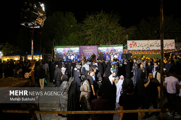 حماسه یتیم نوازی قمی ها با پذیرش سرپرستی ۳ هزار یتیم