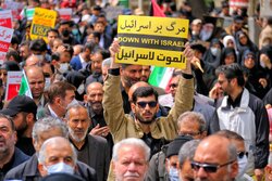 راهپیمایی روز قدس در کرمانشاه از میدان انقلاب تا مسجد جامع