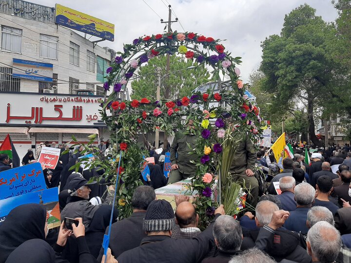 تشییع پیکر ۲ شهید گمنام در راهپیمایی روز قدس کرمانشاه