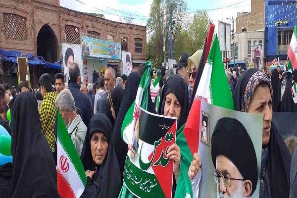 شکوه حضور مردم آذربایحان غربی در روز قدس/همه آمده بودند