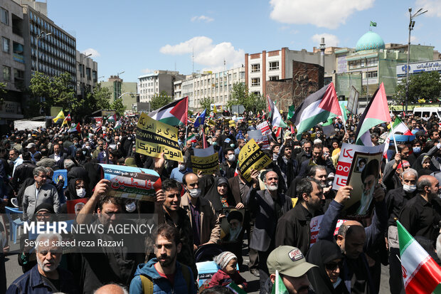 مراسم راهپیمایی روز جهانی قدس با شعار محوری «فلسطین محور وحدت جهان اسلام؛ قدس در آستانه آزادی» در سراسر کشور برگزار شد