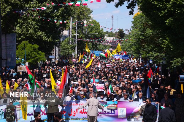 ملحمة اخرى في ايران بمناسبة يوم القدس العالمي/ تشييع جثمان شهداء القنصلية الايرانية بدمشق ملحمة اخرى في ايران بمناسبة يوم القدس العالمي/ تشييع جثمان شهداء القنصلية الايرانية بدمشق