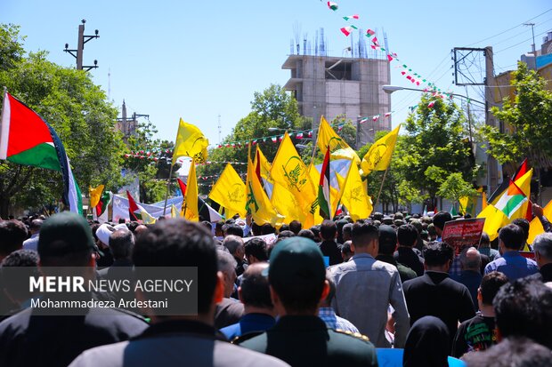 حضور گسترده مردم ورامین در راهپیمایی روز قدس