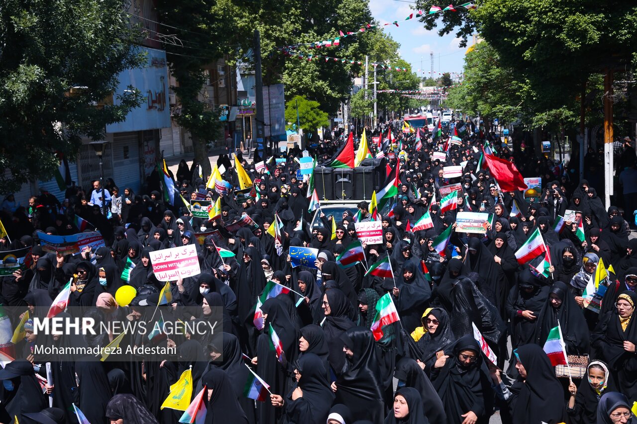 نمایش مقتدرانه دفاع از مردم مظلوم فلسطین در استان مرکزی