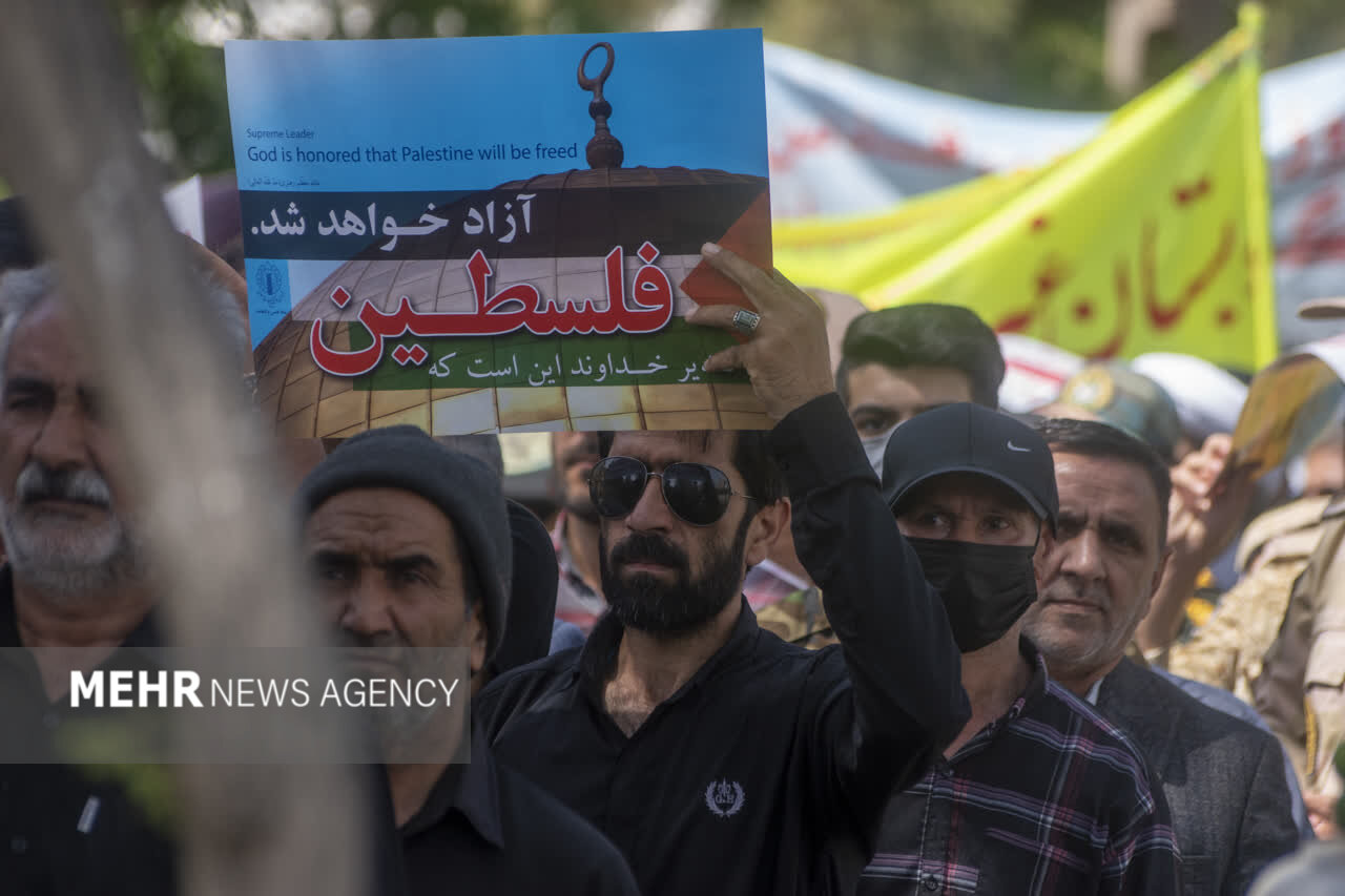 پیام یکپارچه مردم تایباد در راهپیمایی روز قدس