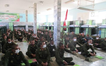 آموزش همگانی هزار سرباز در پادگان آموزشی محمد رسول الله (ص)بیرجند