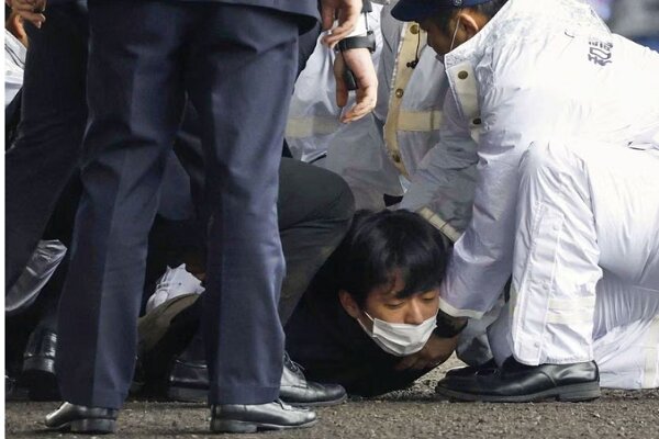 Japan PM evacuated unhurt after explosion at speech venue